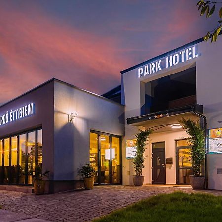 Park Hotel Buek-Buekfuerdo Exterior foto