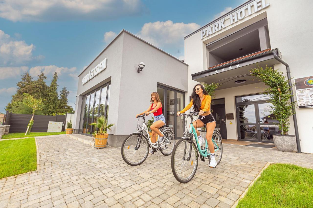 Park Hotel Buek-Buekfuerdo Exterior foto